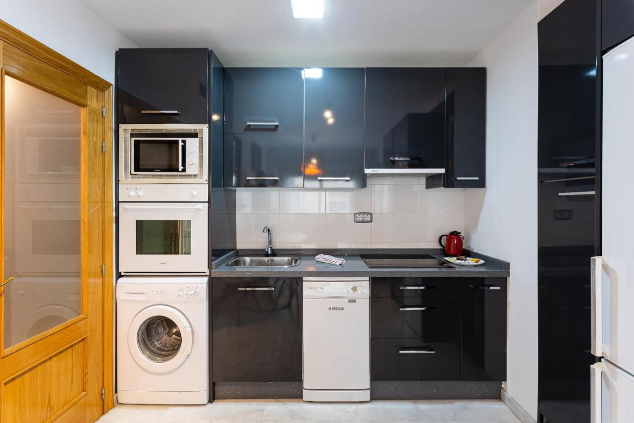 Holidays2Malaga Carrera Capuchinos Free Parking Aircon Downtown ภายนอก รูปภาพ