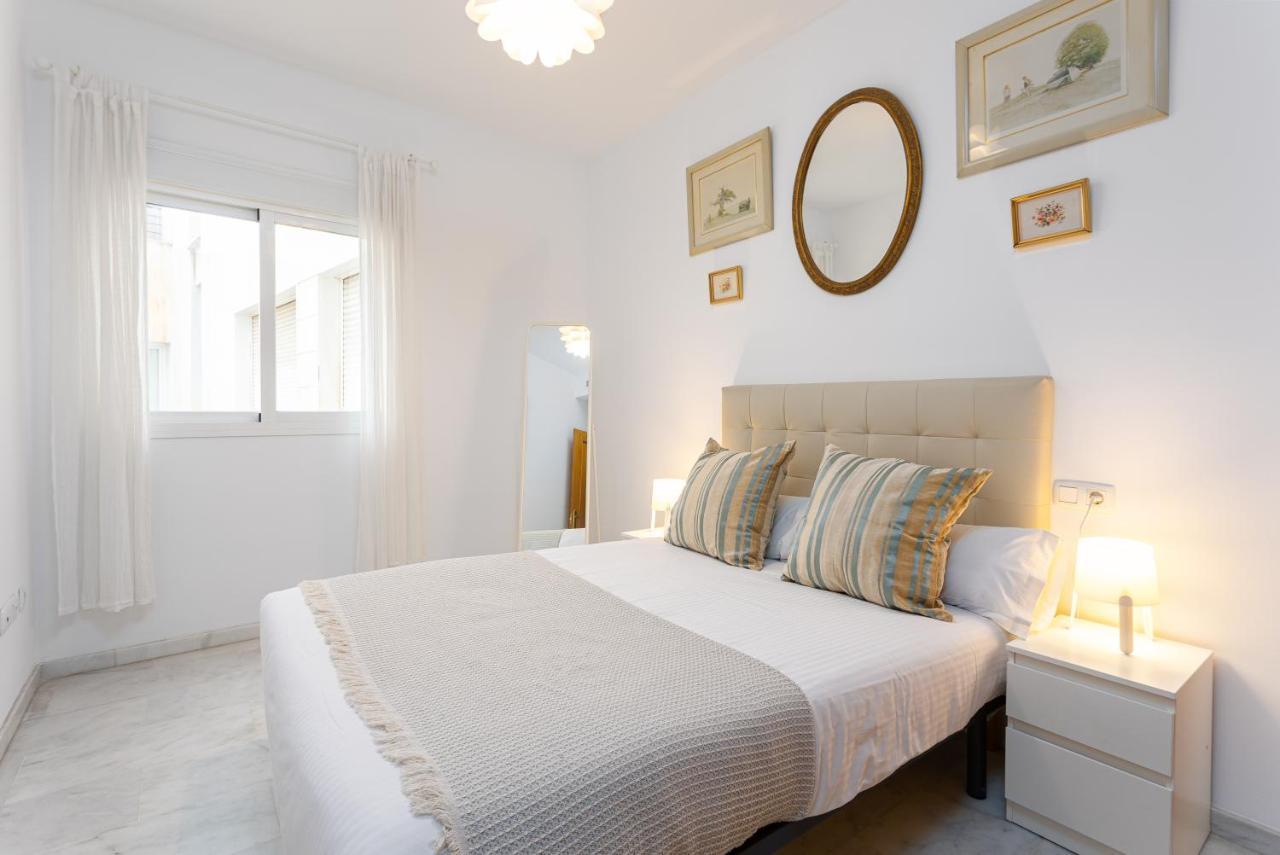Holidays2Malaga Carrera Capuchinos Free Parking Aircon Downtown ภายนอก รูปภาพ